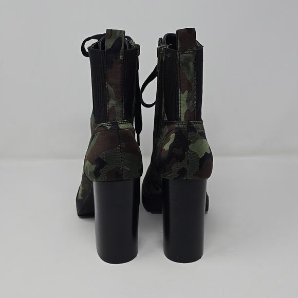 Steve Madden Latch Camo Ankle Zip Boots Size 8.5 - Picture 4 of 6